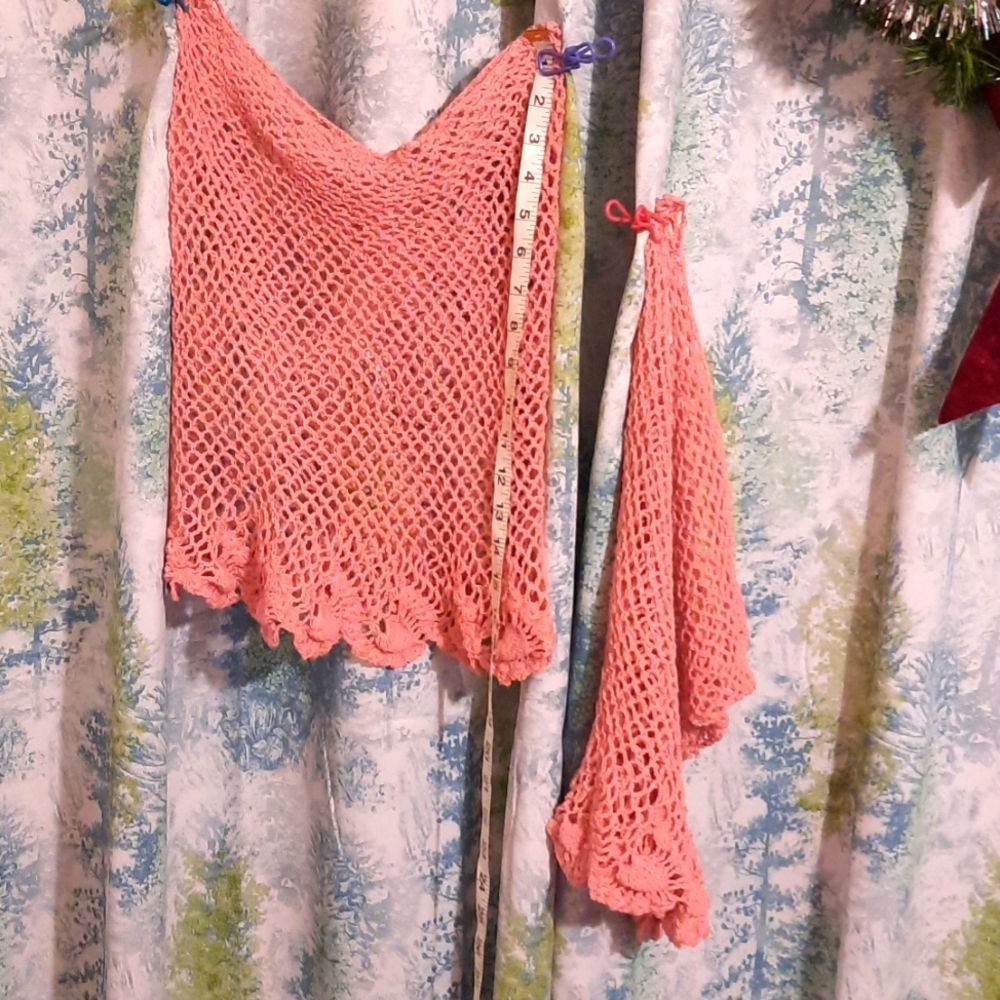 Pair of pink crochet lamp shade cover